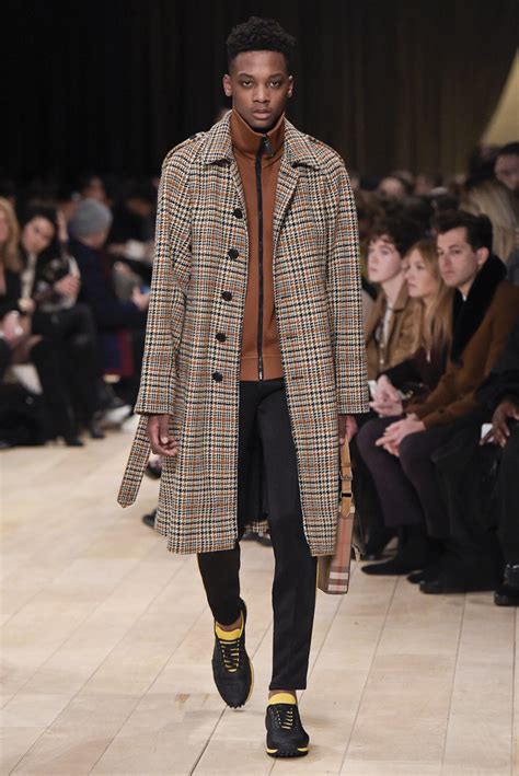 stage burberry|5 Things To Know About Burberry’s London.